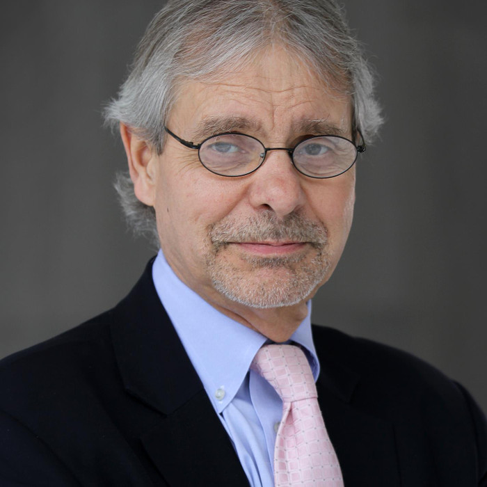 Tiến sĩ Murray Hiebert. Tiến sĩ Murray Hiebert.