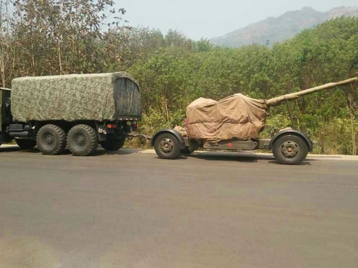 Trung Quốc kéo pháo ra biên giới. Ảnh: Quân giải phóng. Trung Quốc kéo pháo ra biên giới. Ảnh: Quân giải phóng.