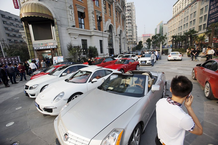 Xế hộp dàn hàng Xế hộp dàn hàng