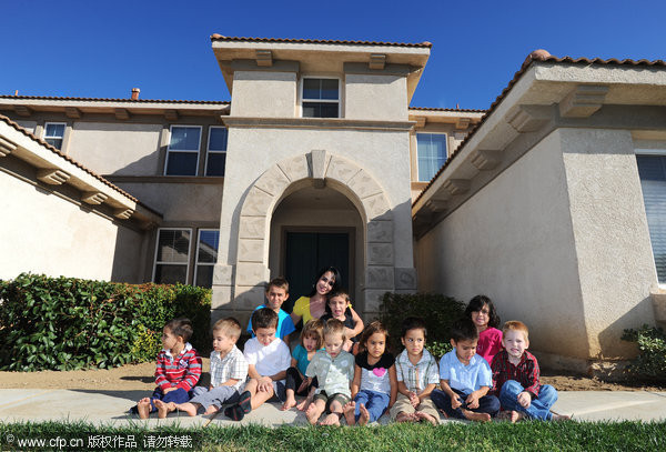 Bà mẹ của 14 đứa trẻ khi ở tuổi 36 Bà mẹ của 14 đứa trẻ khi ở tuổi 36