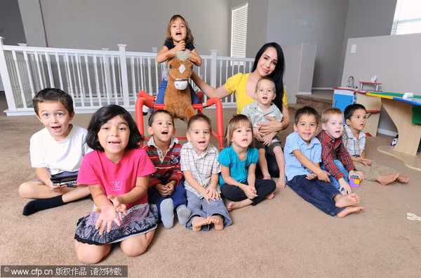 Người mẹ trẻ bất đắc dĩ phải nhận đóng phim khiêu dâm để có tiền trả tiền nhà