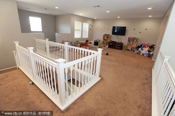 Một mình nuôi 14 đứa trẻ quả thực không dễ dàng Một mình nuôi 14 đứa trẻ quả thực không dễ dàng