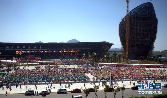 Hàng vạn người dân và khách du lịch kéo về Liễu Châu thưởng thức món bún ốc đặc biệt Hàng vạn người dân và khách du lịch kéo về Liễu Châu thưởng thức món bún ốc đặc biệt