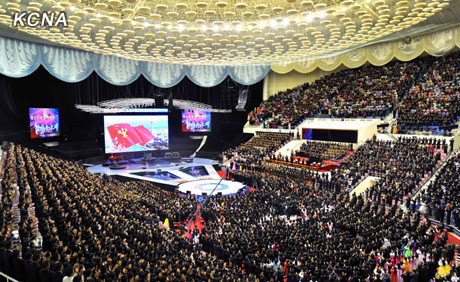 Sân khấu hoành tráng