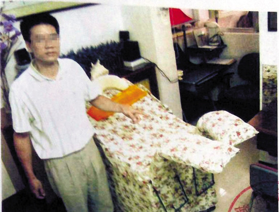 Mã Lâm đang thuật lại diễn biến vụ việc chữa bệnh cổ quái khiến ông ta bị bắt Mã Lâm đang thuật lại diễn biến vụ việc chữa bệnh cổ quái khiến ông ta bị bắt