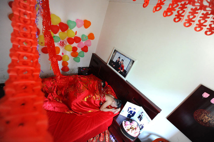 Giường cưới Giường cưới