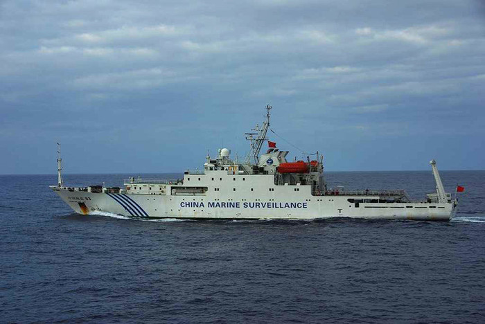 4 tàu Hải giám lại kéo ra Hoa Đông 4 tàu Hải giám lại kéo ra Hoa Đông