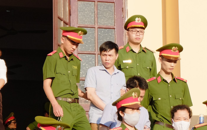 Đỗ Mạnh Tuấn mong là người chạy lại, xin giảm nhẹ hình phạt. Ảnh: LC Đỗ Mạnh Tuấn mong là người chạy lại, xin giảm nhẹ hình phạt. Ảnh: LC