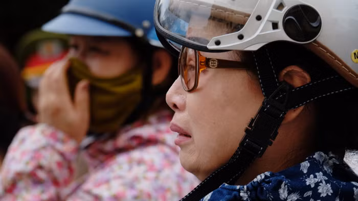 Nước mắt của người thân...