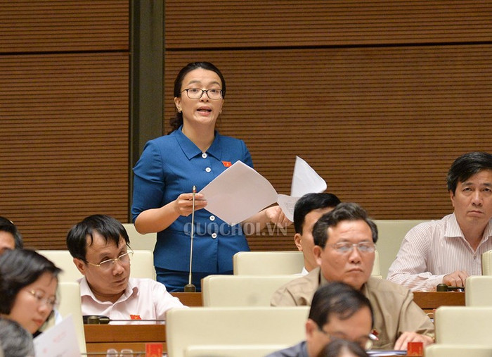 Đại biểu Hoàng Thị Thu Trang - đoàn Nghệ An. (Ảnh: Quochoi.vn) Đại biểu Hoàng Thị Thu Trang - đoàn Nghệ An. (Ảnh: Quochoi.vn)