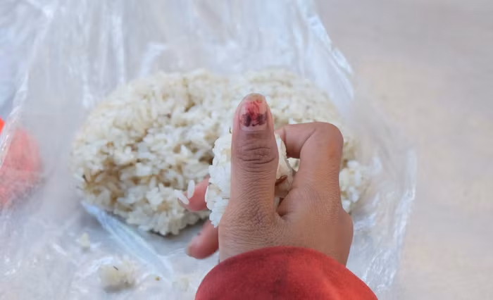 Nếu có trường bán trú, có lẽ tương lai các em sẽ khác.