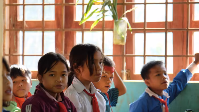 Ánh mắt cho ngày mai hi vọng.