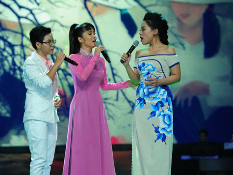 Hồng Nhung loại Hà Linh dành 100% bình chọn cho Cát Tường. Hồng Nhung loại Hà Linh dành 100% bình chọn cho Cát Tường.