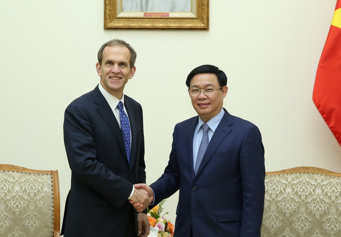 Phó Thủ tướng Vương Đình Huệ tiếp ông Kent Walker, Phó Chủ tịch tập đoàn Google. Ảnh: VGP/Thành Chung Phó Thủ tướng Vương Đình Huệ tiếp ông Kent Walker, Phó Chủ tịch tập đoàn Google. Ảnh: VGP/Thành Chung
