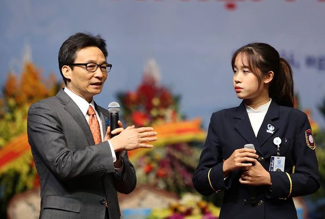 Bộ trưởng Nhạ biết sinh viên Việt Nam yếu về thực hành, gặp khó khi đi thực tập ảnh 2 Bộ trưởng Nhạ biết sinh viên Việt Nam yếu về thực hành, gặp khó khi đi thực tập ảnh 2