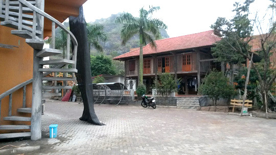 Bỏ mặc khai thác khoáng sản trái phép, chỉ đạo cho thi tuyển viên chức trái luật ảnh 4 Bỏ mặc khai thác khoáng sản trái phép, chỉ đạo cho thi tuyển viên chức trái luật ảnh 4