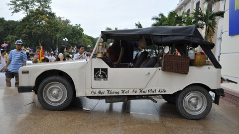 Chiếc xe LaDalat. Ảnh: Đức Thế/ Vietnamnet. Chiếc xe LaDalat. Ảnh: Đức Thế/ Vietnamnet.