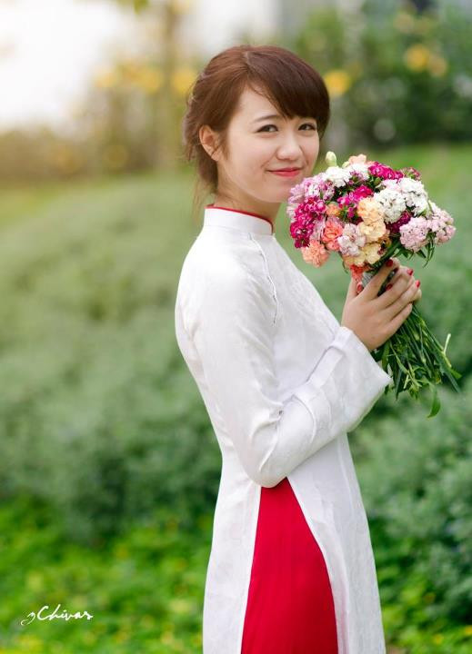 Thí sinh Hầu Tuyết Ngân dẫn đầu Nữ sinh trong mơ ngày 22/4 Thí sinh Hầu Tuyết Ngân dẫn đầu Nữ sinh trong mơ ngày 22/4