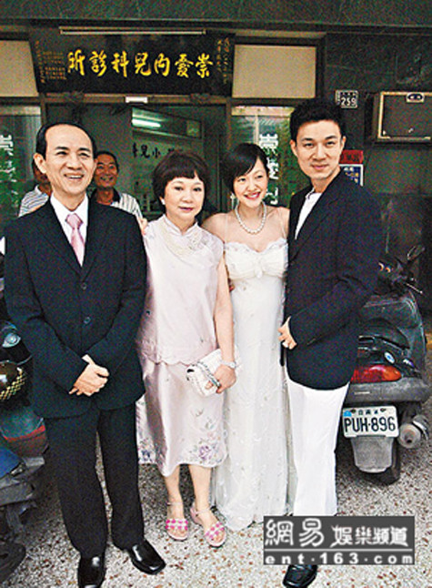 Tiểu S, Hứa Nhã Quân và Hứa Khánh Tường Tiểu S, Hứa Nhã Quân và Hứa Khánh Tường