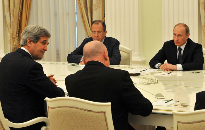 Tổng thống và Ngoại trưởng Nga hội đàm với Ngoại trưởng Mỹ John Kerry Tổng thống và Ngoại trưởng Nga hội đàm với Ngoại trưởng Mỹ John Kerry