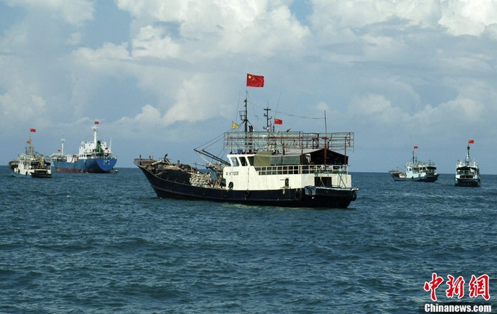 30 tàu cá Trung Quốc đánh bắt trái phép tại Trường Sa tháng 7/2012 (hình minh họa) 30 tàu cá Trung Quốc đánh bắt trái phép tại Trường Sa tháng 7/2012 (hình minh họa)