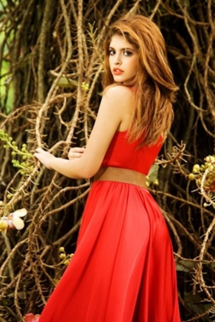 <<HOA KHÔI CÁC TRƯỜNG ĐẠI HỌC <<NGÔI SAO HỌC ĐƯỜNG <<LUÂN TRÚC DIỄM - VẺ ĐẸP ĐẬM CHẤT Á ĐÔNG <<NGẨN NGƠ VÌ HOTGIRL ĐẠI HỌC NGOẠI THƯƠNG