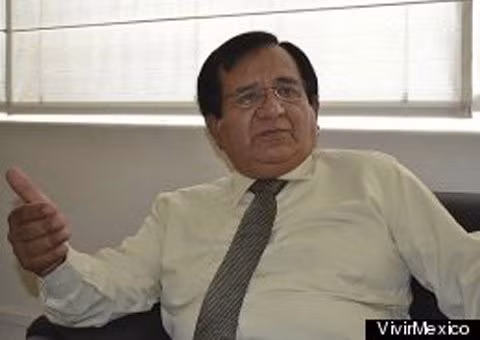 Ông Juan Miguel Ramirez Sanchez – người đã dùng bằng cấp giả để có được vị trí Hiệu trưởng ĐH Guanajuato, Mexico