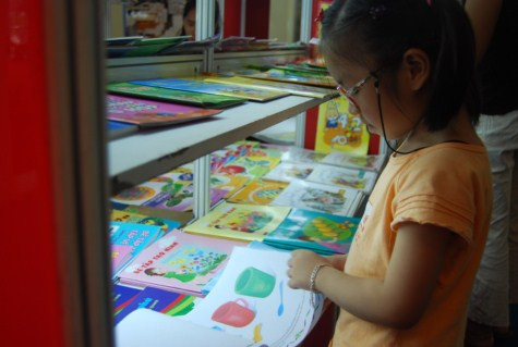 Chùm ảnh: Tìm giải pháp cải thiện khả năng học hỏi của trẻ Chùm ảnh: Chủ tịch nước trồng cây lưu niệm tại Trường ĐH KHXH & NV Chùm ảnh: Học sinh Hà Nội co ro trong cái lạnh đầu mùa