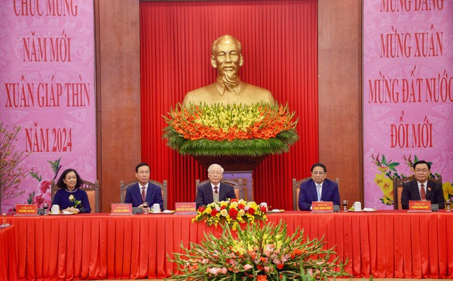 Với sự nỗ lực, phấn đấu bền bỉ, ý chí, bản lĩnh, kiên cường, sáng tạo, toàn Đảng, toàn dân và toàn quân ta đã đoàn kết một lòng, vượt qua mọi khó khăn, thách thức, đạt được nhiều kết quả, thành tựu quan trọng, khá toàn diện trên các lĩnh vực. Ảnh VGP/Nhật Bắc Anh 2.jpg