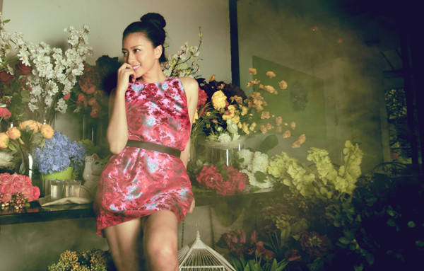 Ngô Thanh Vân khoe, năm 2012 là năm cô trở lại nhiều hơn với công việc riêng của mình, tức vai trò diễn viên điện ảnh.