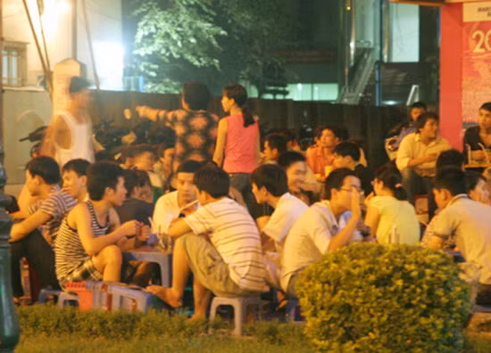 Nói bậy, chửi tục: Người miền Bắc thiếu kiềm chế hơn người miền Nam?