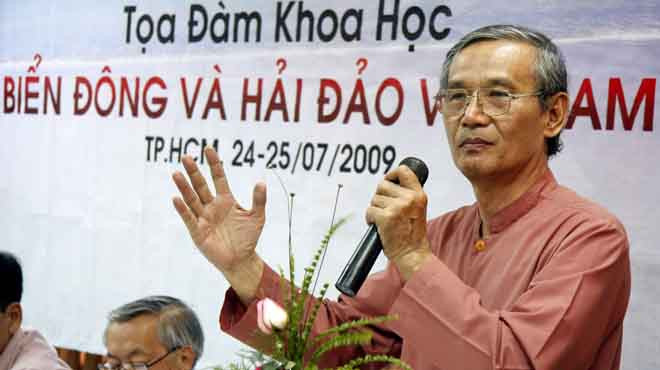Tiến sĩ sử học Hãn Nguyên Nguyễn Nhã, ảnh do tác giả cung cấp. Tiến sĩ sử học Hãn Nguyên Nguyễn Nhã, ảnh do tác giả cung cấp.