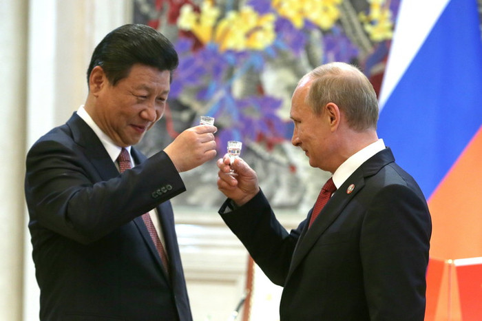 Chủ tịch Trung Quốc Tập Cận Bình và Tổng thống Nga Vladimir Putin, ảnh: WSJ. Chủ tịch Trung Quốc Tập Cận Bình và Tổng thống Nga Vladimir Putin, ảnh: WSJ.