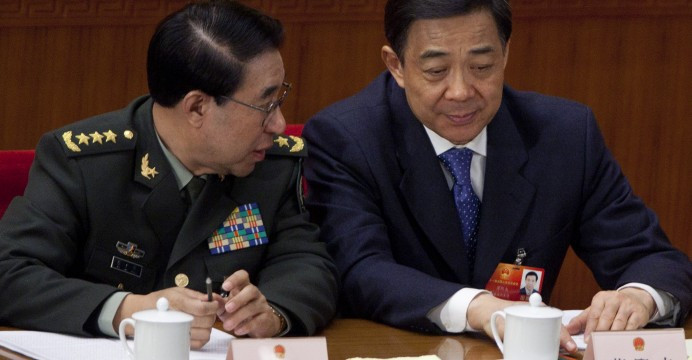 Vì thân Bạc Hy Lai nên Lưu Nguyên lỡ cơ hội vào Quân ủy trung ương từ đại hội 18, giờ nhờ công lật đổ Từ Tài Hậu, ông có thể được cất nhắc. Vì thân Bạc Hy Lai nên Lưu Nguyên lỡ cơ hội vào Quân ủy trung ương từ đại hội 18, giờ nhờ công lật đổ Từ Tài Hậu, ông có thể được cất nhắc.