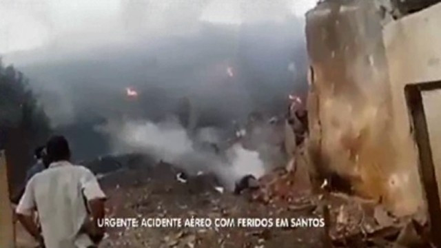 Hiện trường vụ tai nạn máy bay.