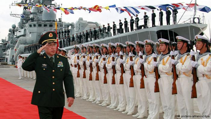 Từ Tài Hậu, cựu Phó Chủ tịch Quân ủy trung ương Trung Quốc bị bắt vì tham nhũng. Từ Tài Hậu, cựu Phó Chủ tịch Quân ủy trung ương Trung Quốc bị bắt vì tham nhũng.