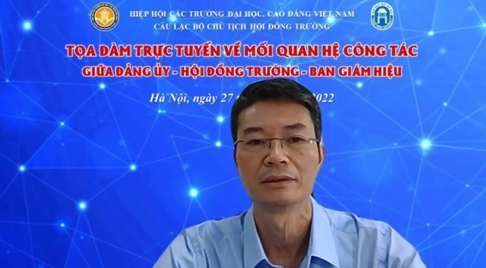 Phó Giáo sư Nguyễn Đình Thi phát biểu tại tọa đàm. (Ảnh: Chụp màn hình) Phó Giáo sư Nguyễn Đình Thi phát biểu tại tọa đàm. (Ảnh: Chụp màn hình)