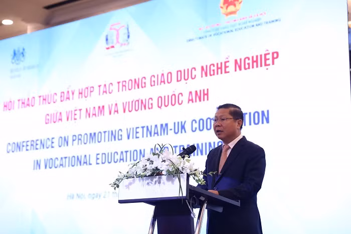 Thứ trưởng Bộ Lao động - Thương binh và Xã hội Lê Tấn Dũng phát biểu khai mạc Hội thảo. Ảnh: BTC Thứ trưởng Bộ Lao động - Thương binh và Xã hội Lê Tấn Dũng phát biểu khai mạc Hội thảo. Ảnh: BTC