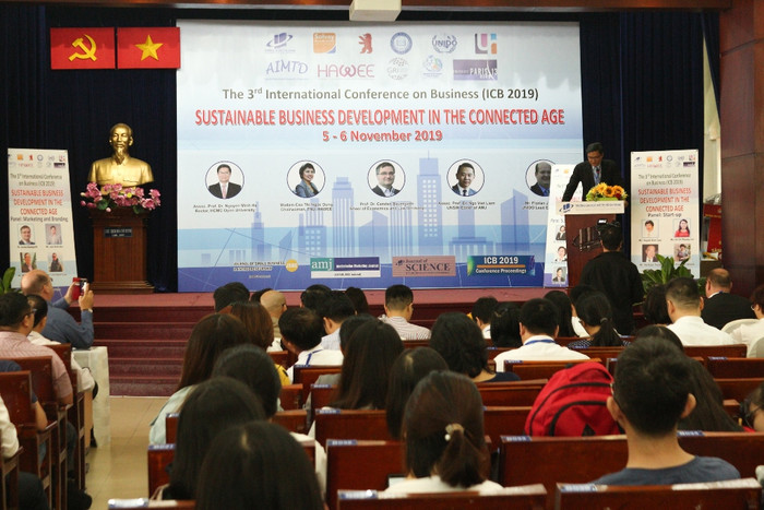 Hội thảo khoa học quốc tế về Kinh doanh lần thứ 3 năm 2019 diễn ra trong hai ngày 05 và 06/11. (Ảnh: T.M) Hội thảo khoa học quốc tế về Kinh doanh lần thứ 3 năm 2019 diễn ra trong hai ngày 05 và 06/11. (Ảnh: T.M)