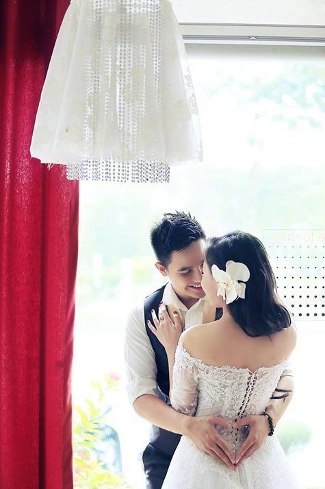 Đây là bộ ảnh mà Baggio và bạn gái Quỳnh Trâm chụp cho một tạp chí Đây là bộ ảnh mà Baggio và bạn gái Quỳnh Trâm chụp cho một tạp chí