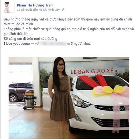 Hương Tràm khoe xế hợp mới tậu Hương Tràm khoe xế hợp mới tậu
