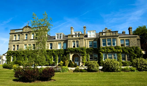 Bromsgrove, Monkton Combe, Plymouth, St Bee’s và Worksop là 5 trường nội trú truyền thống danh tiếng, hoạt động hoàn toàn trên cơ sở phi lợi nhuận. Bromsgrove, Monkton Combe, Plymouth, St Bee’s và Worksop là 5 trường nội trú truyền thống danh tiếng, hoạt động hoàn toàn trên cơ sở phi lợi nhuận.