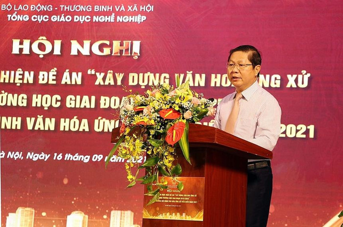 Thứ trưởng Bộ Lao động Thương binh và Xã hội Lê Tấn Dũng phát biểu tại hội nghị. Ảnh: Ban Tổ chức Thứ trưởng Bộ Lao động Thương binh và Xã hội Lê Tấn Dũng phát biểu tại hội nghị. Ảnh: Ban Tổ chức