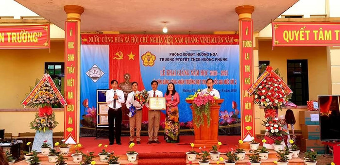 Những vùng đất gian khó như Hướng Hóa, Đakrông nay đã khang trang với những ngôi trường mới. Ảnh: Sở Giáo dục và Đào tạo Quảng Trị Những vùng đất gian khó như Hướng Hóa, Đakrông nay đã khang trang với những ngôi trường mới. Ảnh: Sở Giáo dục và Đào tạo Quảng Trị