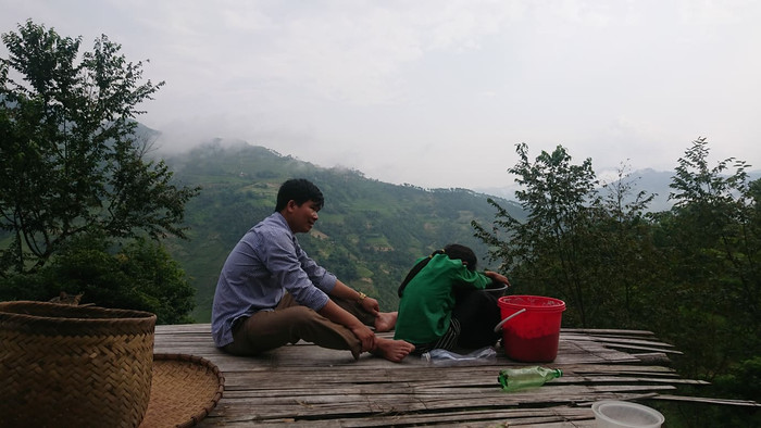 Chuyện của thầy và trò, bằng tấm chân tình của mình, thầy Thắng mới nhận được cái gật đầu của Óng. (Ảnh: Nguyễn Toan) Chuyện của thầy và trò, bằng tấm chân tình của mình, thầy Thắng mới nhận được cái gật đầu của Óng. (Ảnh: Nguyễn Toan)