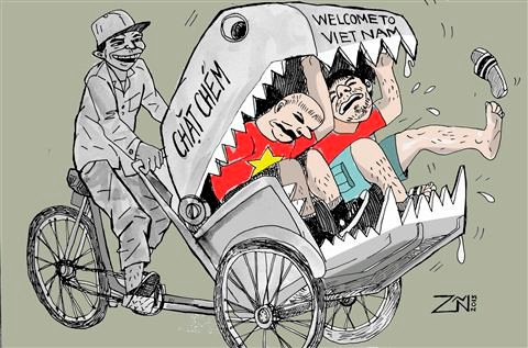 Thói chặt chém đã ám ảnh ngành du lịch và để lại ấn tượng xấu trong mắt bạn bè quốc tế. (Ảnh minh họa: VOV) Thói chặt chém đã ám ảnh ngành du lịch và để lại ấn tượng xấu trong mắt bạn bè quốc tế. (Ảnh minh họa: VOV)