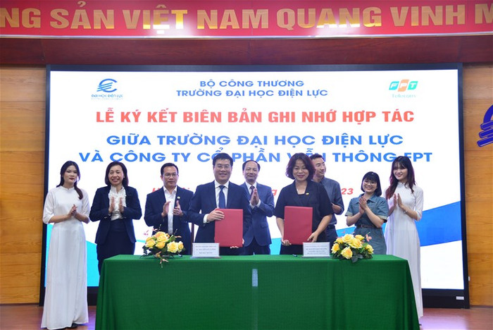 Trường Đại học Điện lực và Công ty Cổ phần Viễn thông FPT ký kết biên bản ghi nhớ hợp tác