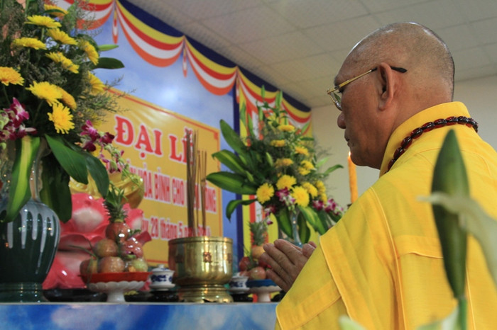 Dùng vũ lực để mưu lợi cho mình là hành động đáng chê trách, đáng lên án. Hậu quả chắc sẽ không tốt đẹp. Vượt lên những lợi ích hẹp hòi, suy nghĩ và hành động trong ý niệm duyên sinh, tôn trọng nhau là con đường để xây dựng hòa bình lâu dài. Dùng vũ lực để mưu lợi cho mình là hành động đáng chê trách, đáng lên án. Hậu quả chắc sẽ không tốt đẹp. Vượt lên những lợi ích hẹp hòi, suy nghĩ và hành động trong ý niệm duyên sinh, tôn trọng nhau là con đường để xây dựng hòa bình lâu dài.