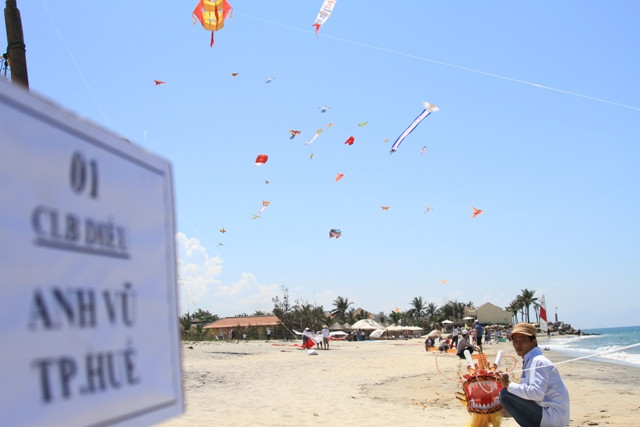 Ngoài các loại diều truyền thống, Ban tổ chức khuyến khích những ý tưởng mới, sáng tạo, độc đáo. Các diều tham gia hội thi phải đảm bảo mỹ thuật thiết kế và trang trí đẹp, ấn tượng, mang nét riêng của từng tác giả và đơn vị mình tham gia. Ngoài các loại diều truyền thống, Ban tổ chức khuyến khích những ý tưởng mới, sáng tạo, độc đáo. Các diều tham gia hội thi phải đảm bảo mỹ thuật thiết kế và trang trí đẹp, ấn tượng, mang nét riêng của từng tác giả và đơn vị mình tham gia.