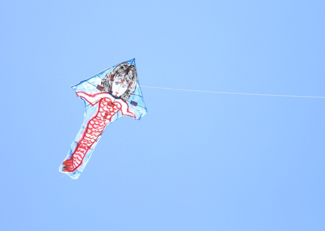 ...diều nàng tiên cá... ...diều nàng tiên cá...